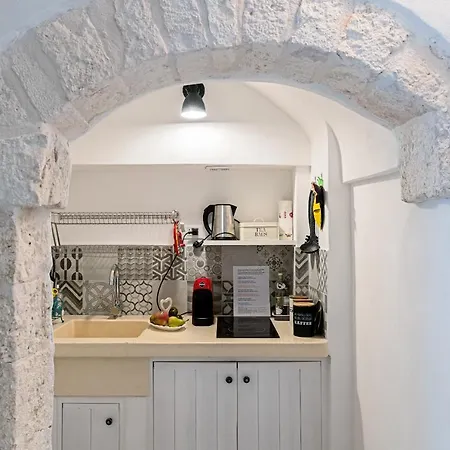Nice & White By Wonderful Italy *